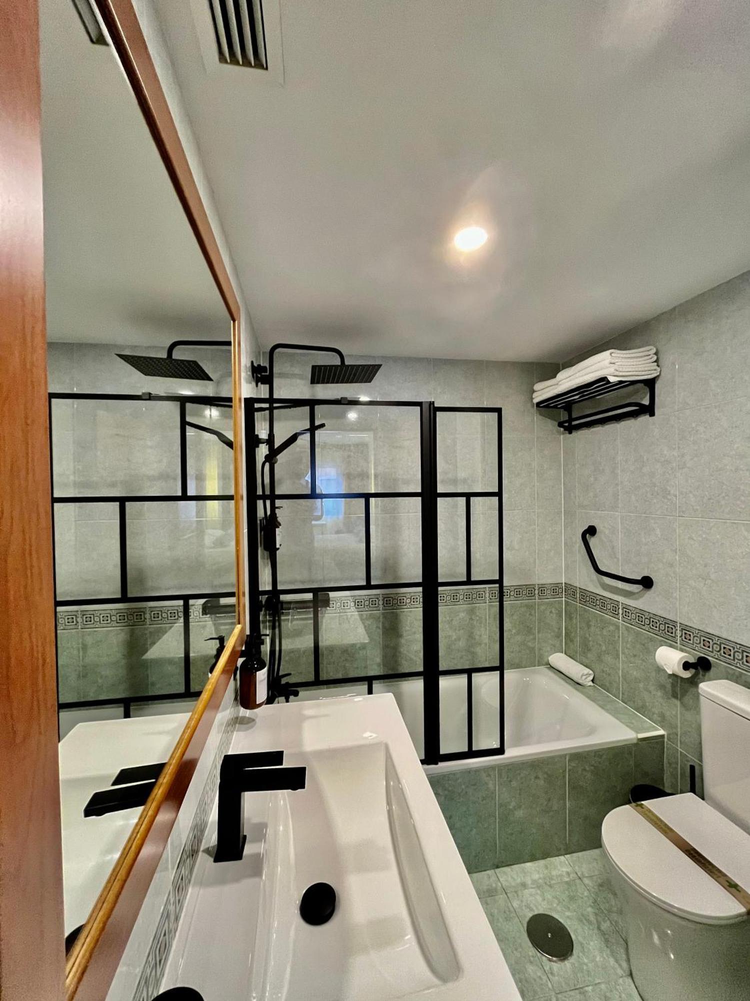 Elegante Apartamento Tres Colores Alicante Ngoại thất bức ảnh